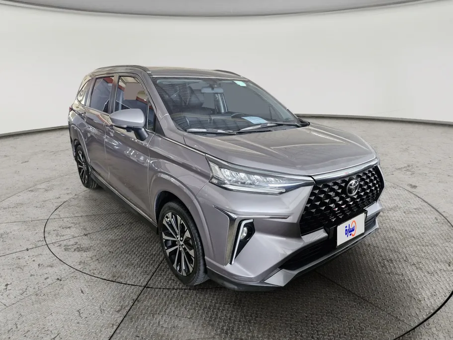 تويوتا فيلوز GLX 2024 