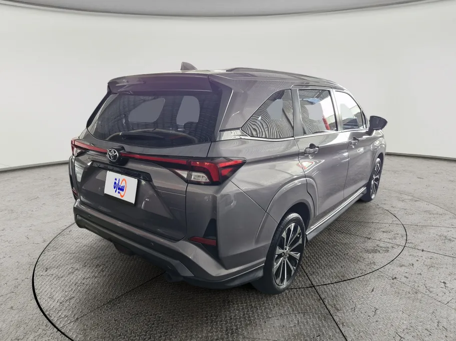 تويوتا فيلوز GLX 2024 