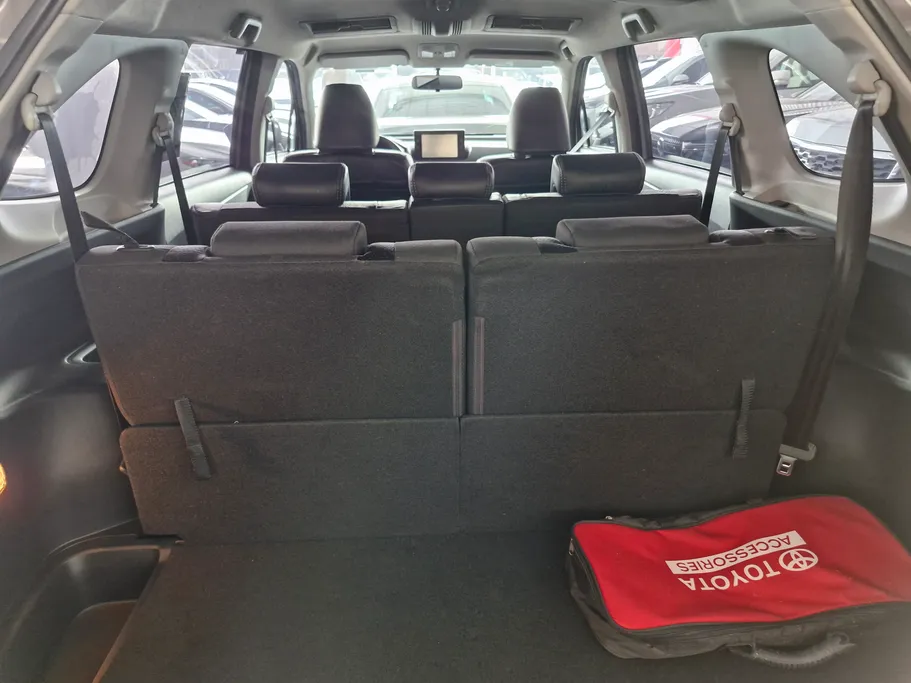 تويوتا فيلوز GLX 2024 