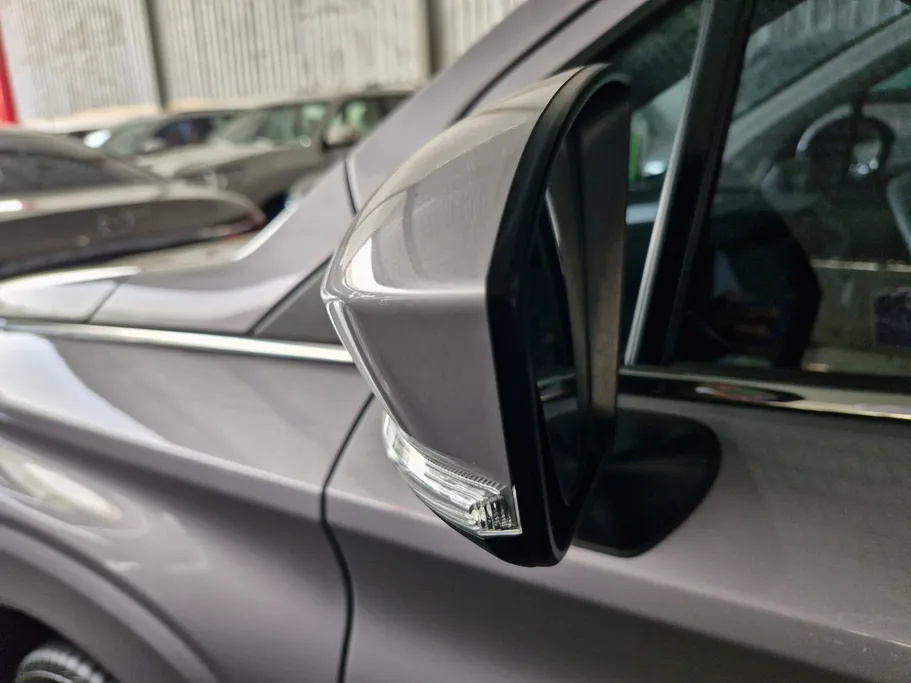 تويوتا فيلوز GLX 2024 