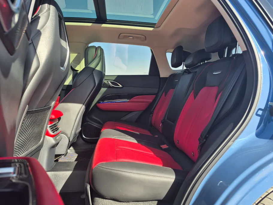 هونشي HS3 Flagship Two Tone 2025 