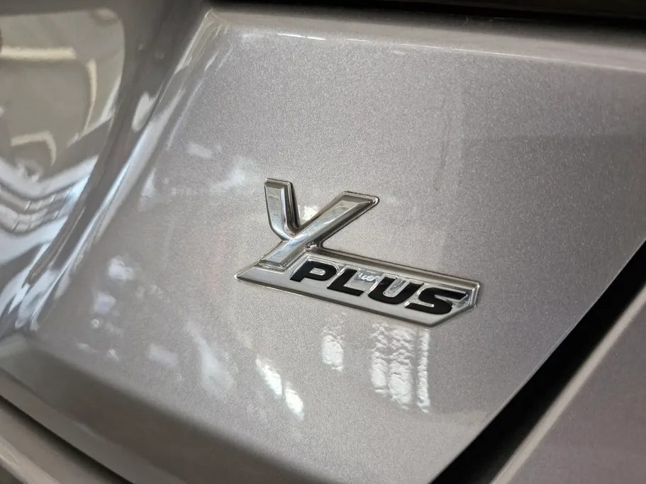 تويوتا يارس Y Plus 2023 