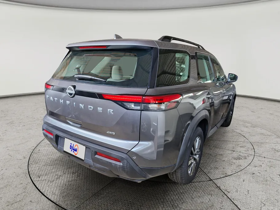 نيسان باثفندر S 2023 