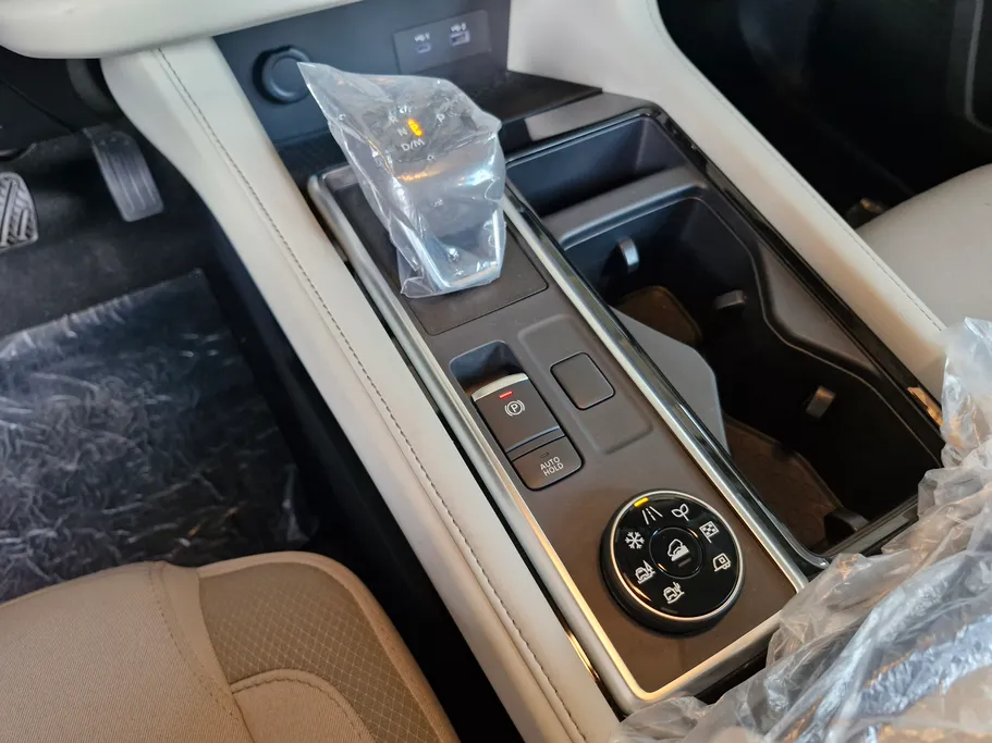 نيسان باثفندر S 2023 