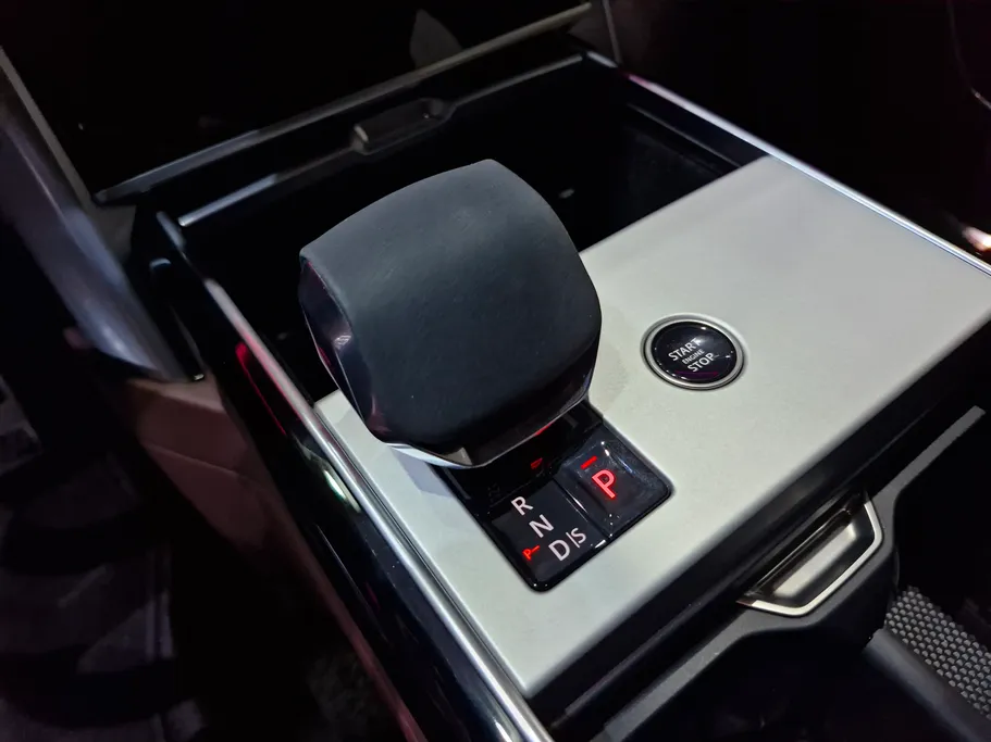 لاند روفر رنج روفر HSE 2024 