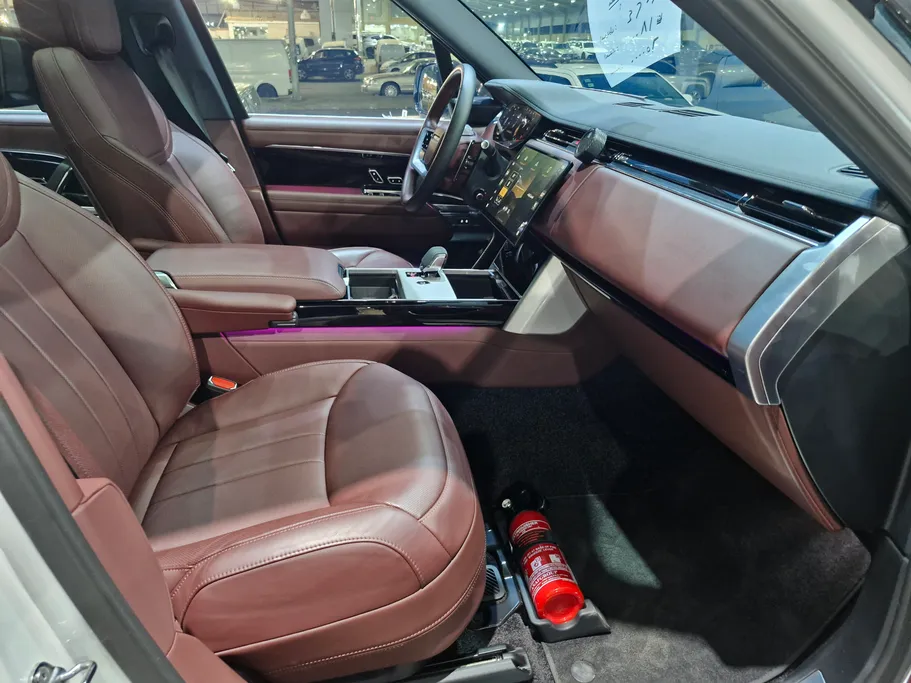 لاند روفر رنج روفر HSE 2024 