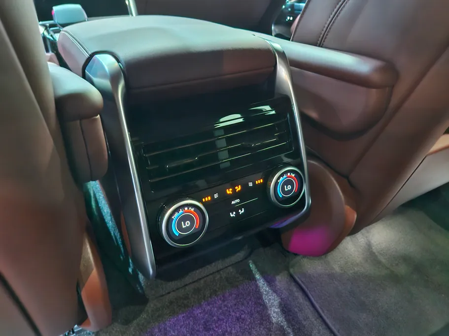 لاند روفر رنج روفر HSE 2024 