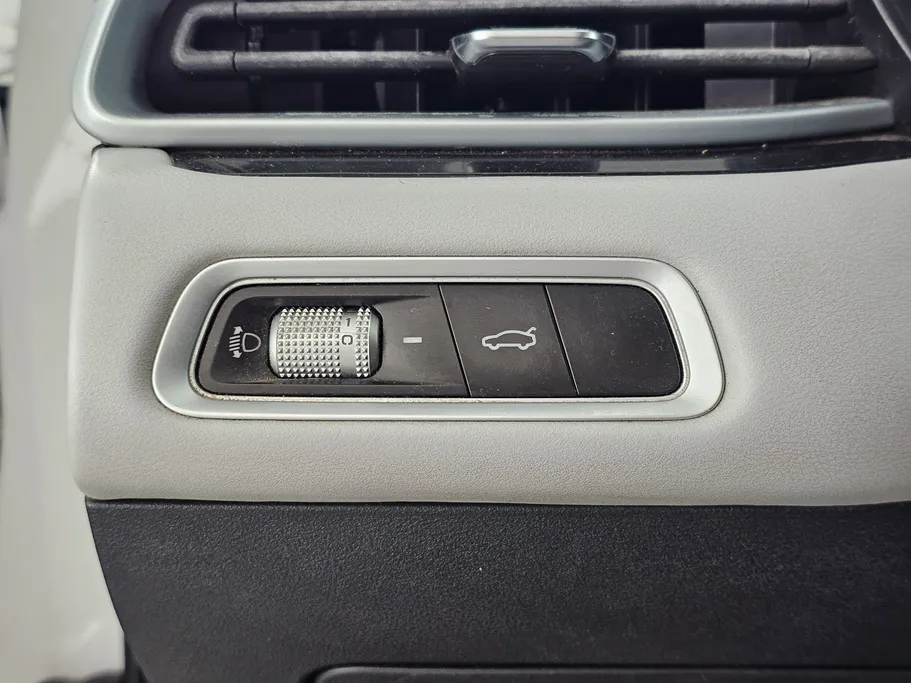 2023 Geely Emgrand GF 