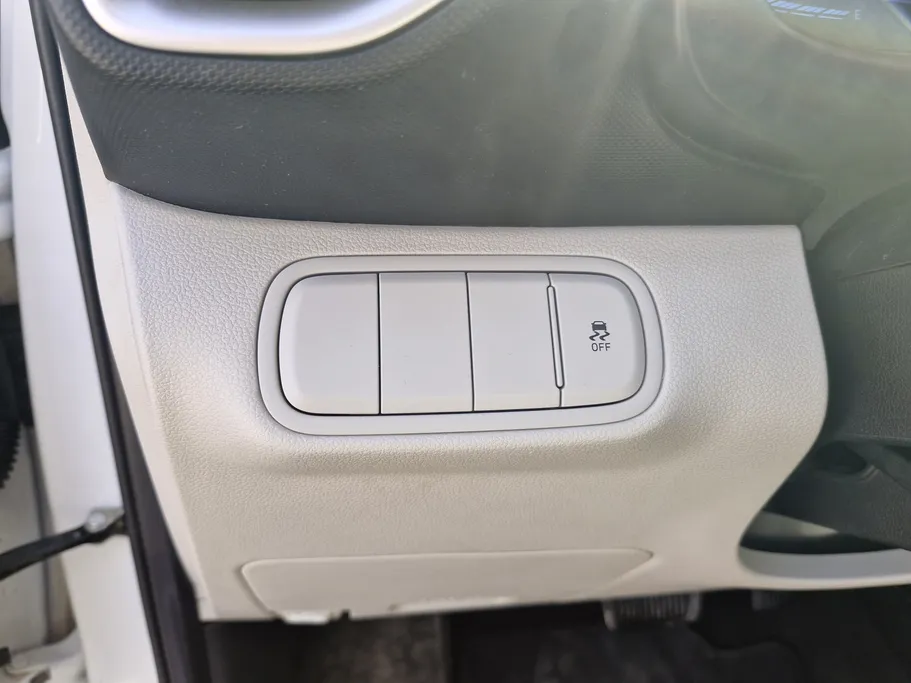 هيونداي فينو سمارت 2023 