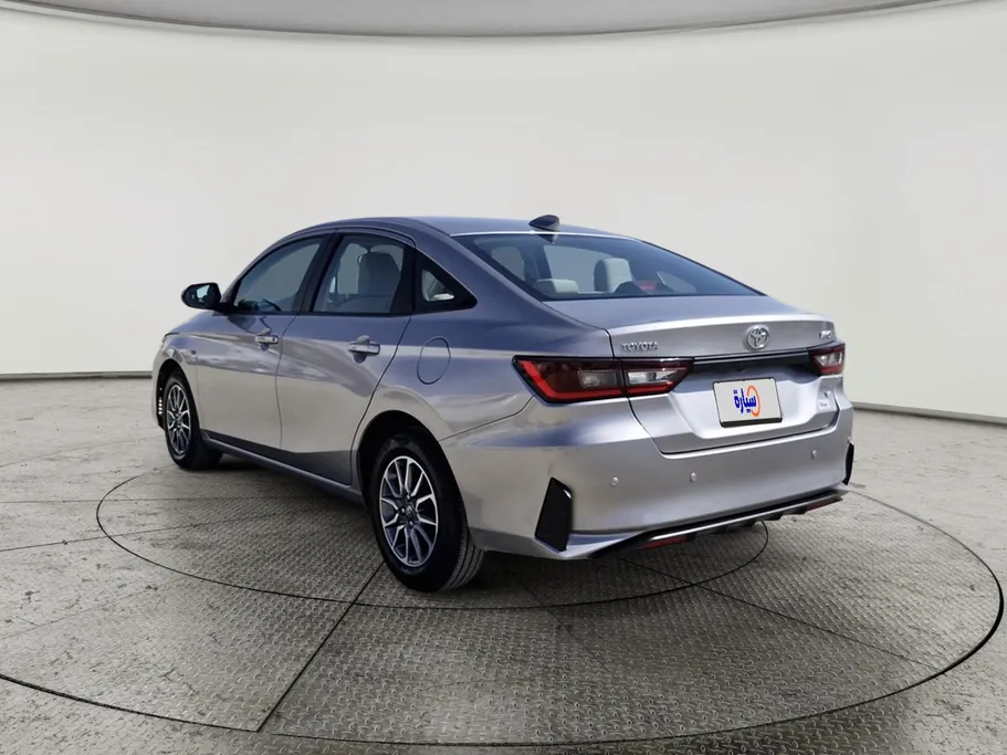 تويوتا يارس Y 2023 