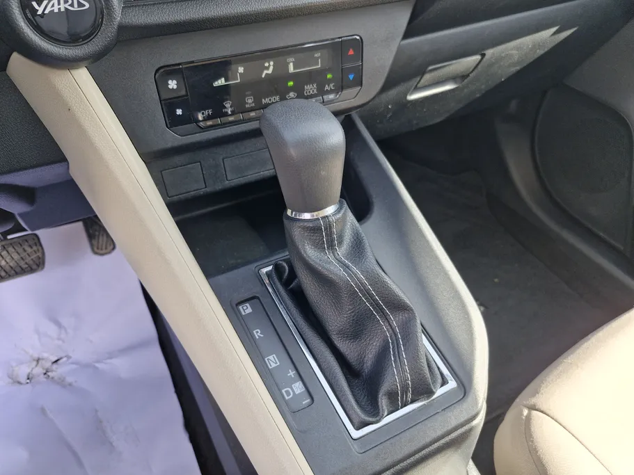 تويوتا يارس Y 2023 