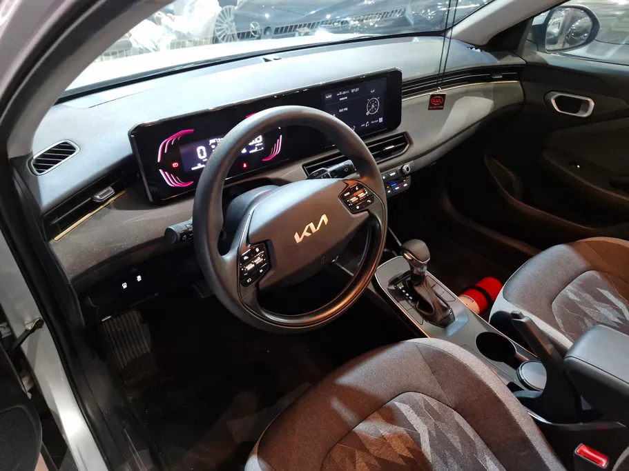 2024 Kia K3 GL Fleet 