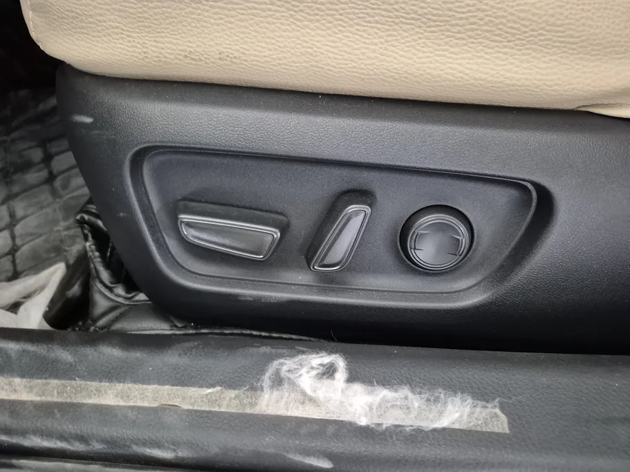 2025 Toyota Camry  LE 