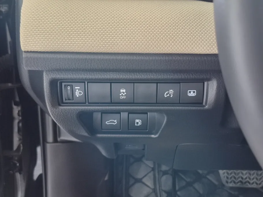 2025 Toyota Camry  LE 