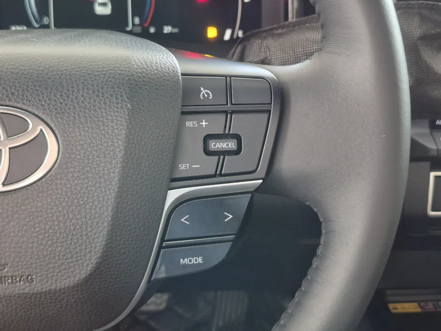 2025 Toyota Camry  LE 