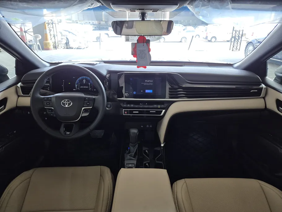 2025 Toyota Camry  LE 