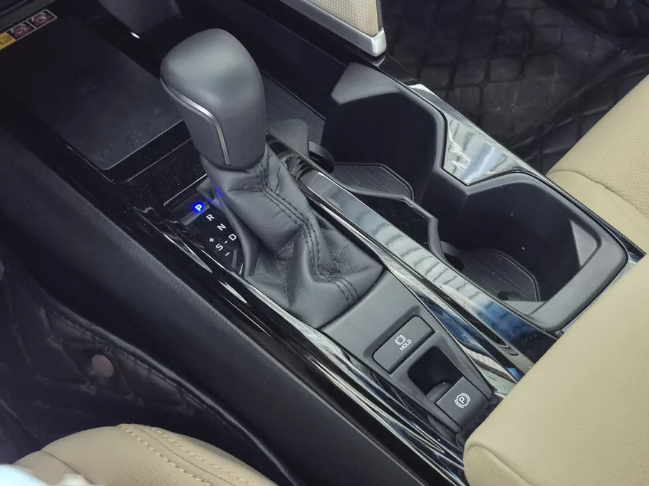 2025 Toyota Camry  LE 