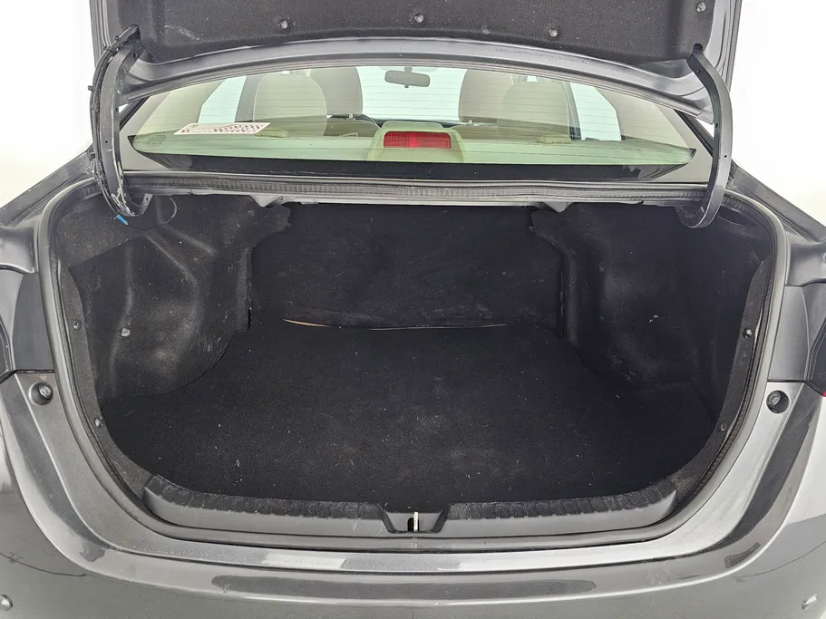 تويوتا يارس Y 2021 