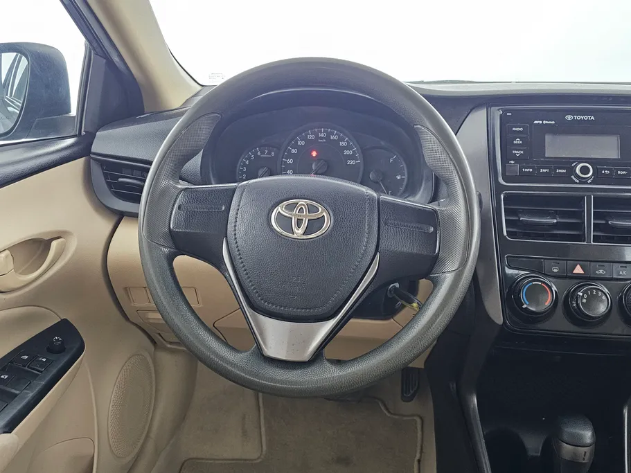 تويوتا يارس Y 2021 