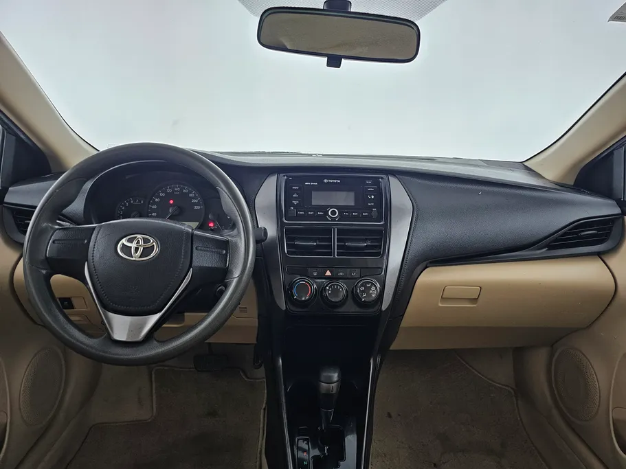 تويوتا يارس Y 2021 