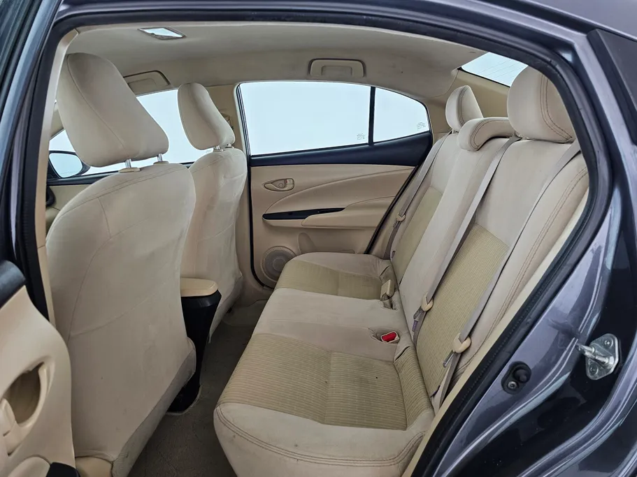 تويوتا يارس Y 2021 