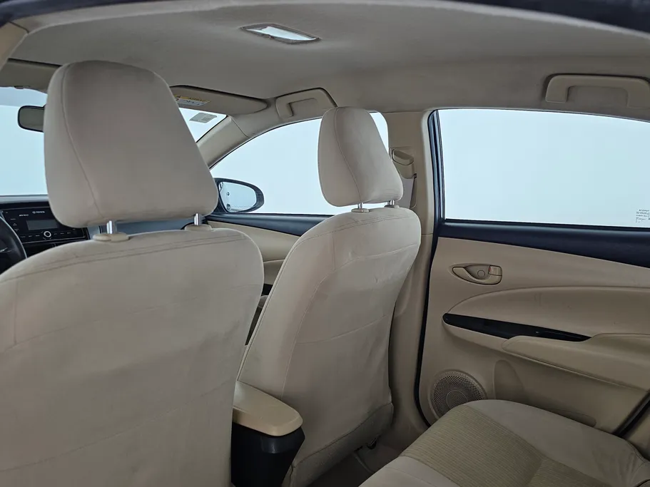 تويوتا يارس Y 2021 