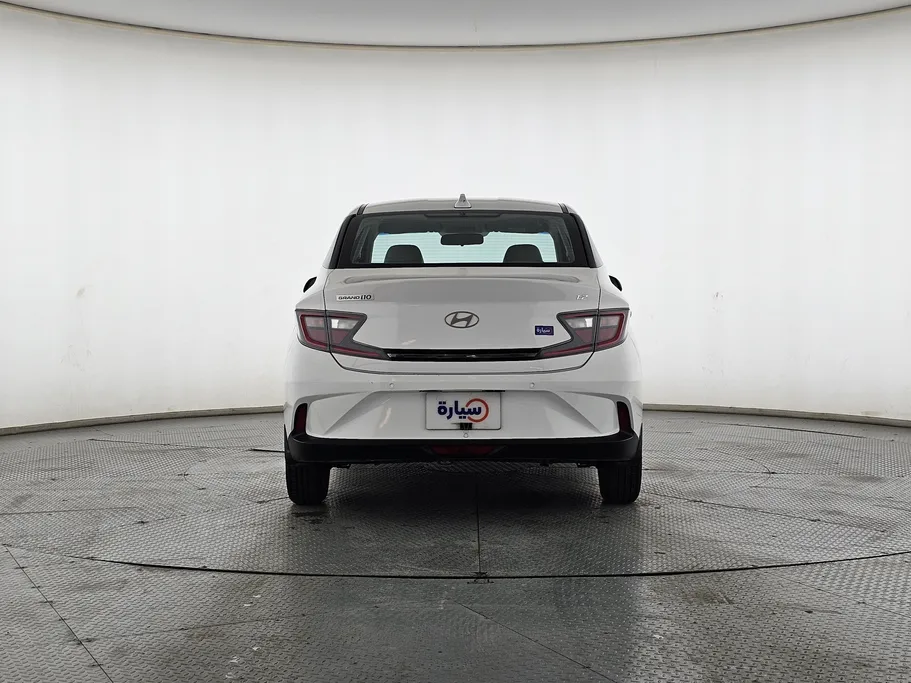 هيونداي Grand i10 فلييت 2024 