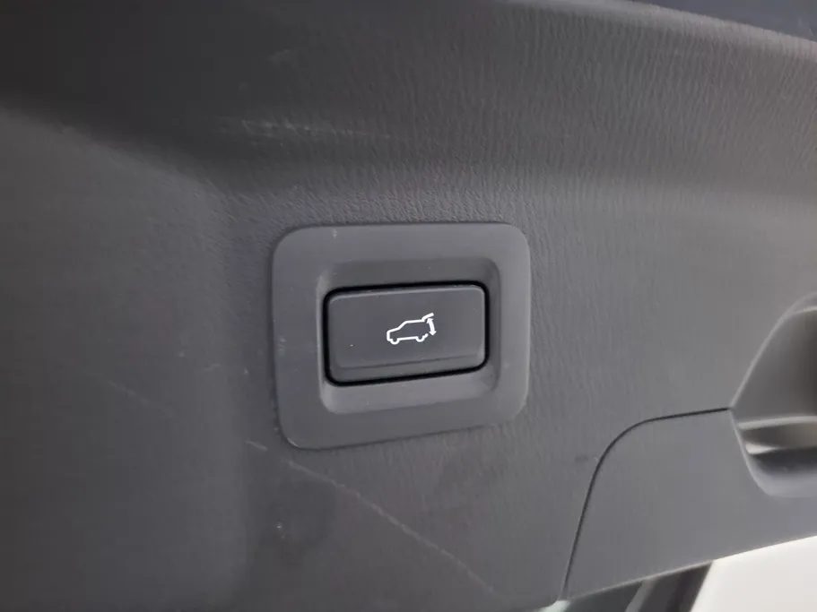 مازدا سى اكس 9 Skyactiv G 2023 