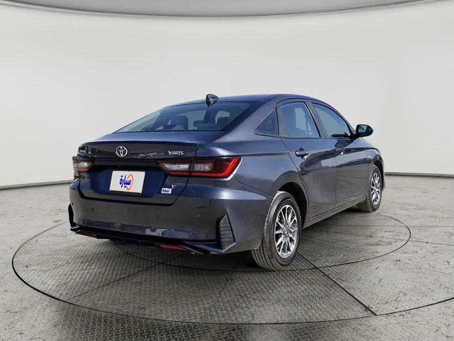 2023 Toyota Yaris  Y 