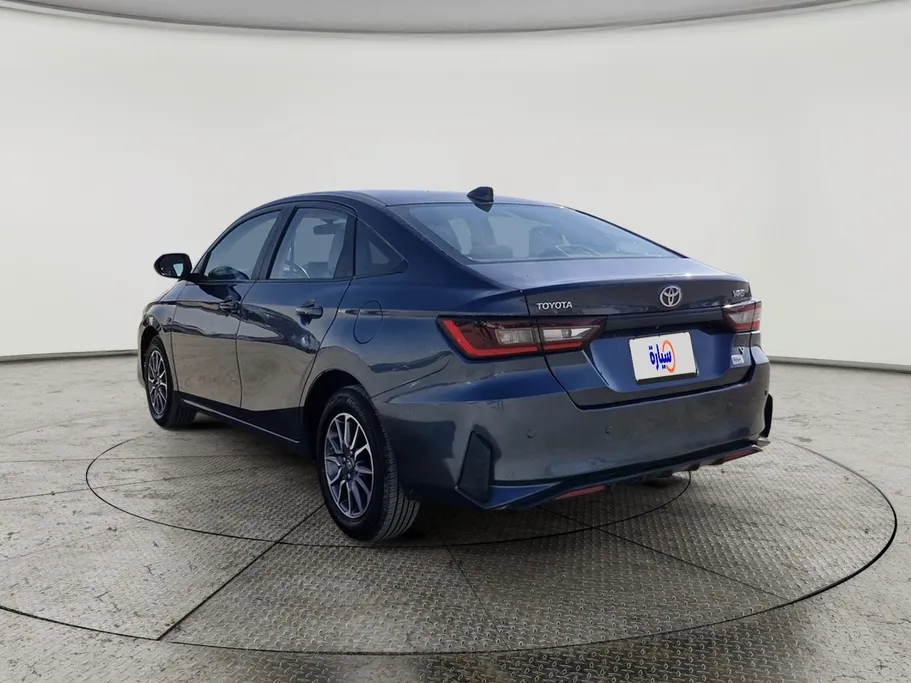 2023 Toyota Yaris  Y 