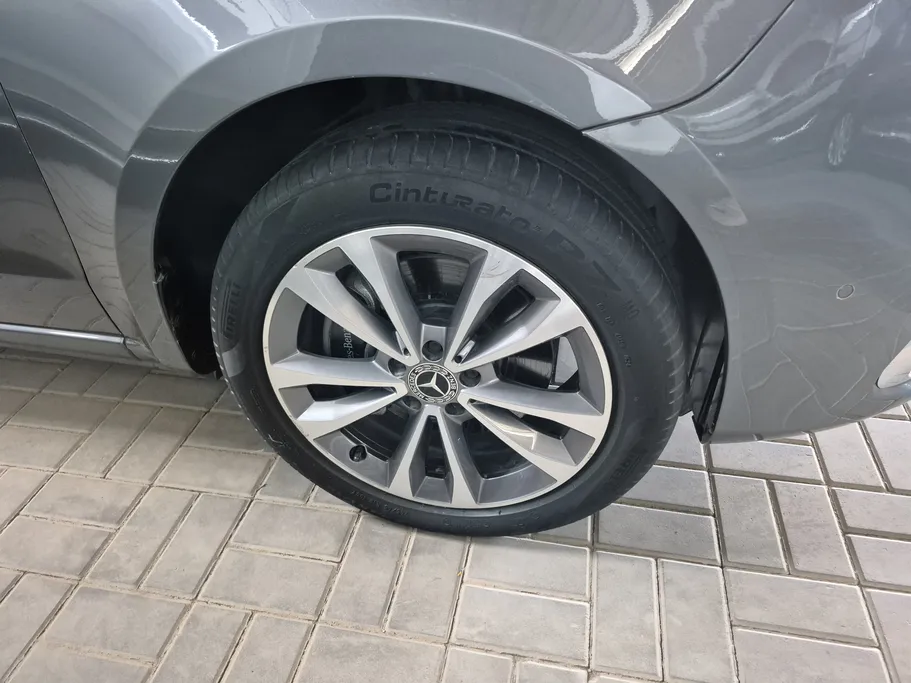 2022 Mercedes V250 Van 