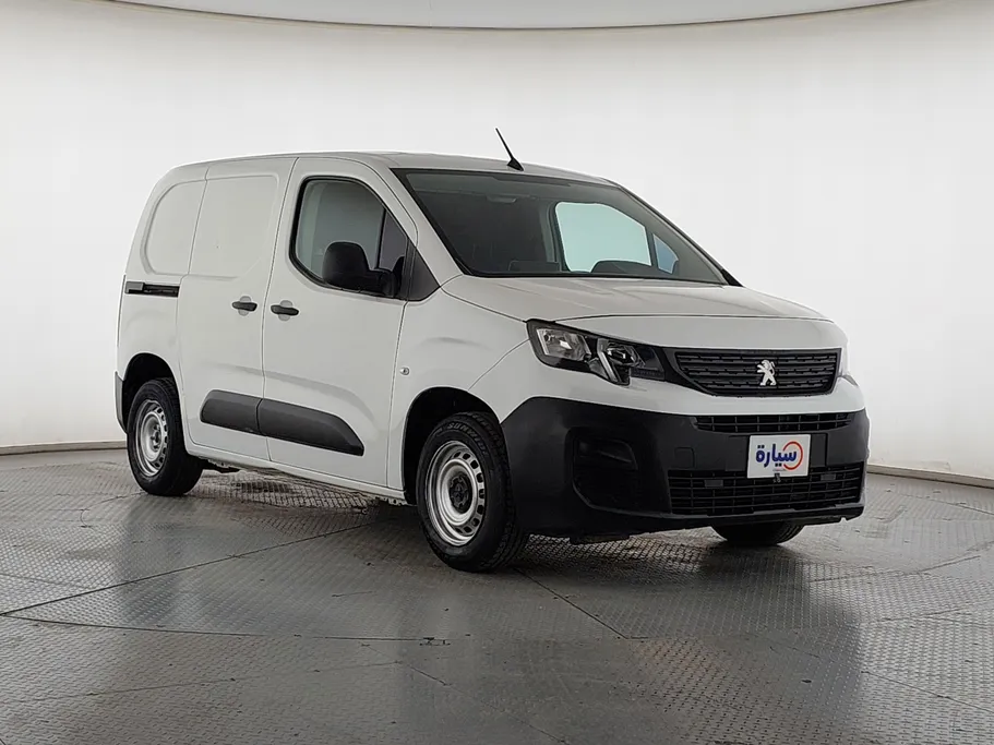 2023 Peugeot Partner Short van 