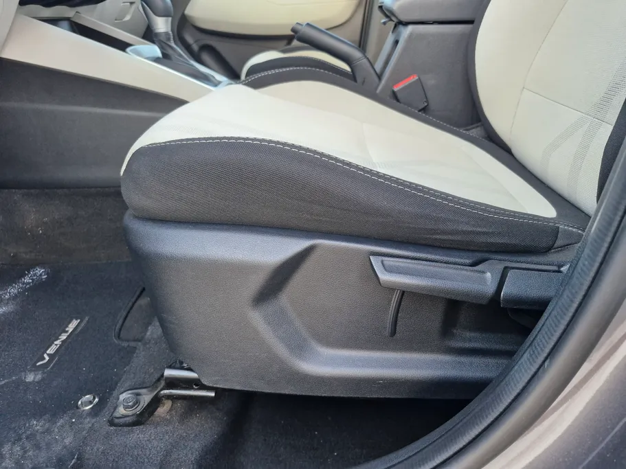 2024 Hyundai Venue Smart 