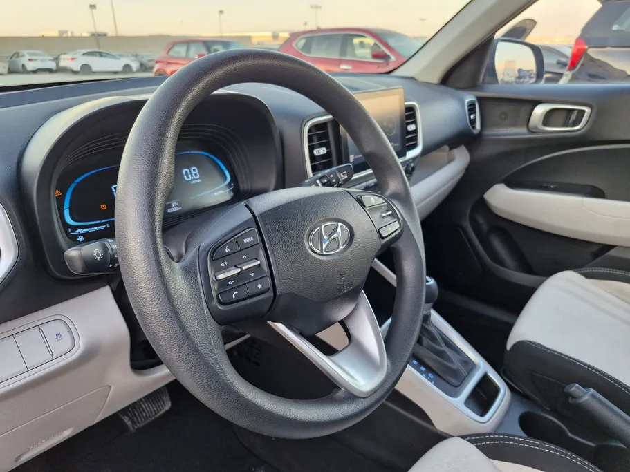 2024 Hyundai Venue Smart 