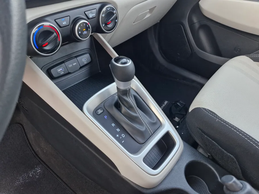 2024 Hyundai Venue Smart 