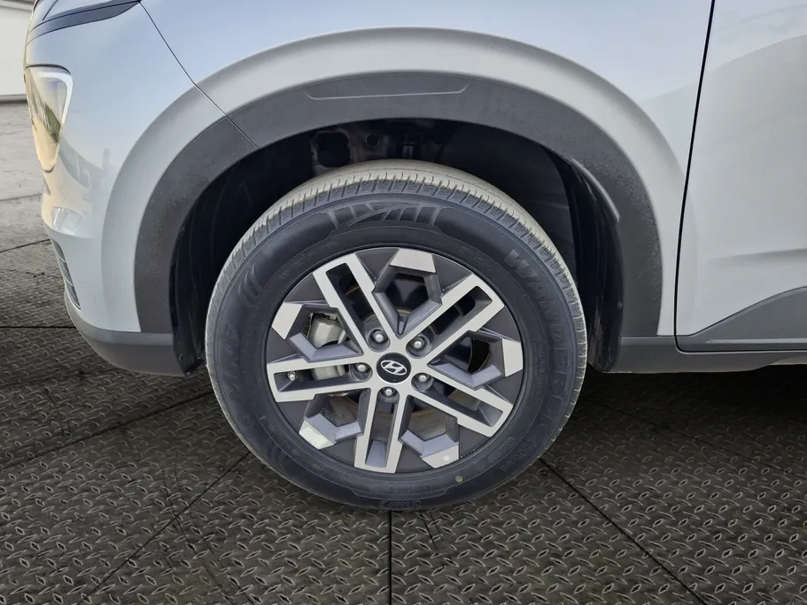 2024 Hyundai Venue Smart 