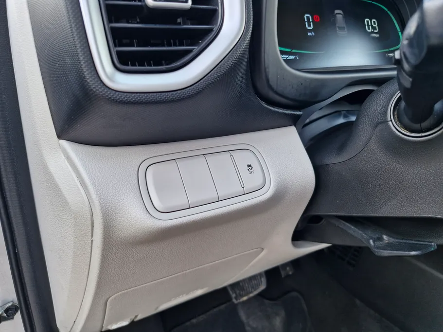 2024 Hyundai Venue Smart 