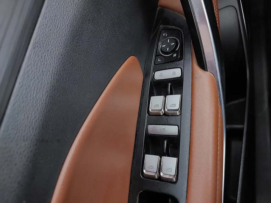 جيلي ازكارا Luxury GT 2023 