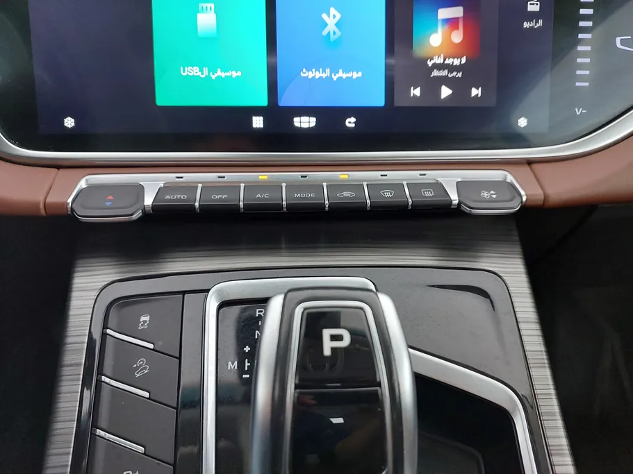 جيلي ازكارا Luxury GT 2023 