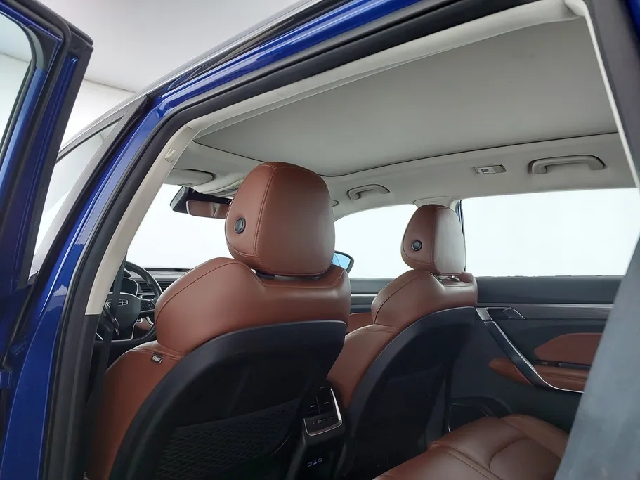 جيلي ازكارا Luxury GT 2023 