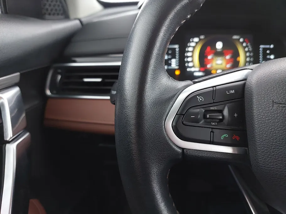 جيلي ازكارا Luxury GT 2023 