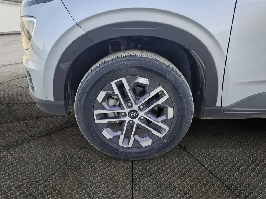 2024 Hyundai Venue Smart 