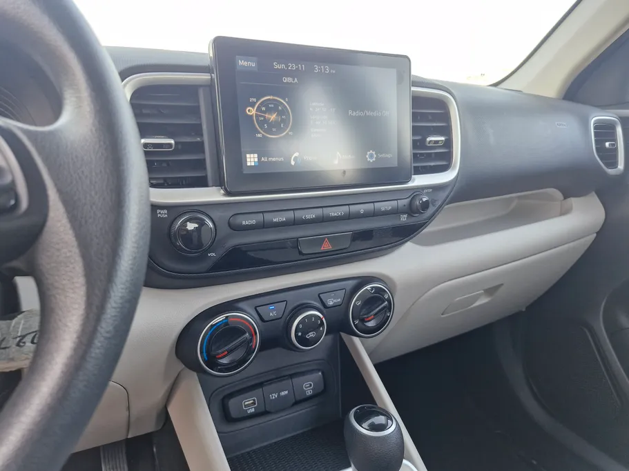 2024 Hyundai Venue Smart 