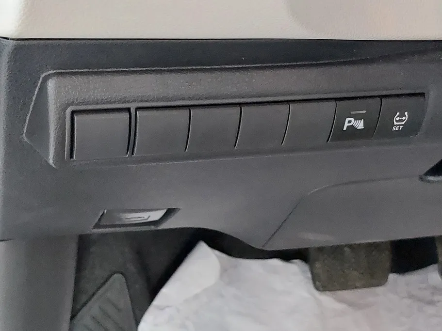 تويوتا كورولا XLI Executive 2026 