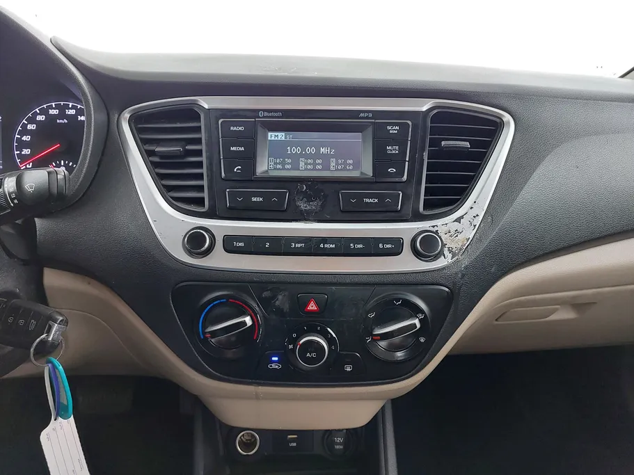 هيونداي اكسنت سمارت 2023 