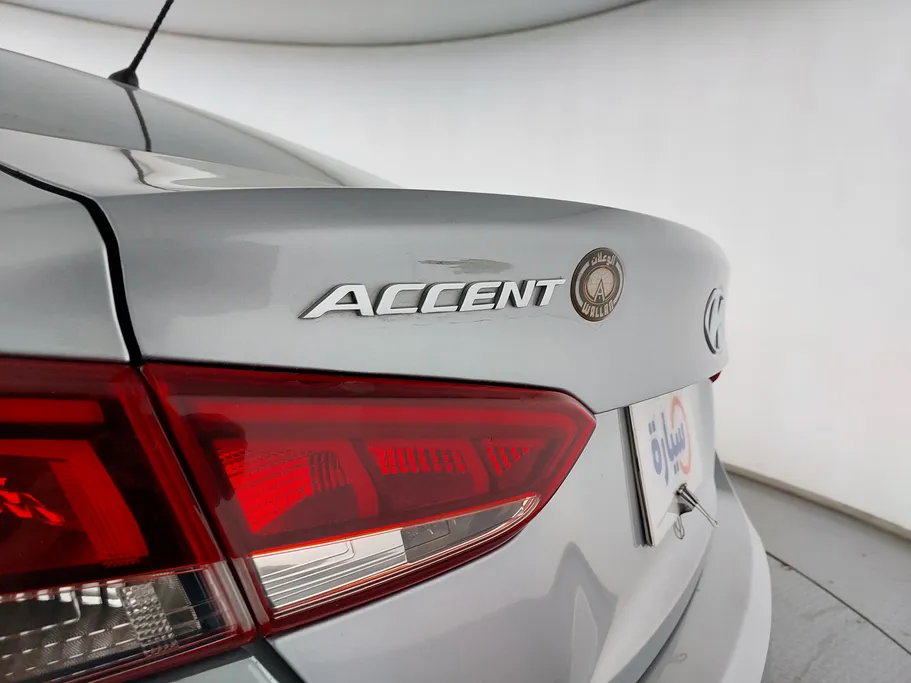 هيونداي اكسنت سمارت 2023 