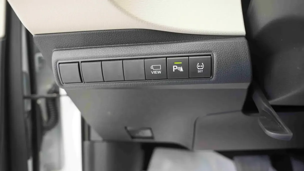 تويوتا كورولا XLI Executive Moonroof 2026 