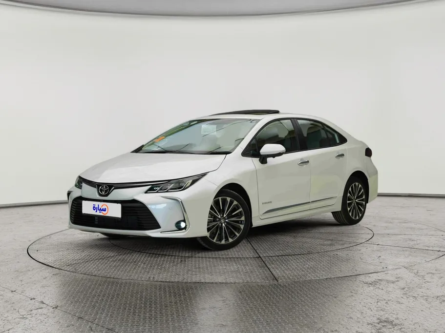 تويوتا كورولا XLI Executive Moonroof 2026 