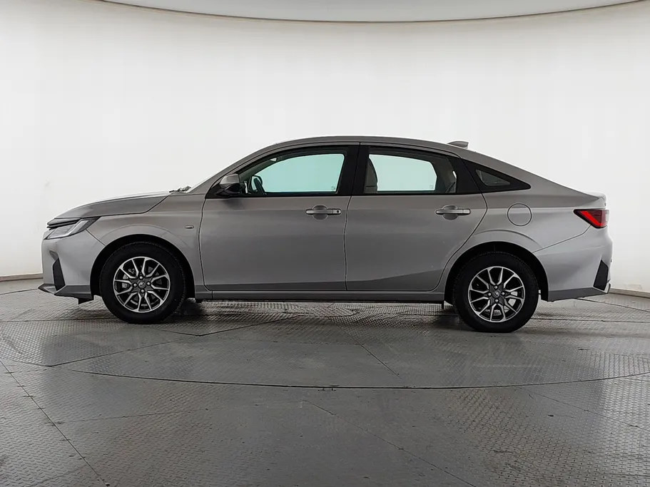 تويوتا يارس Y 2023 