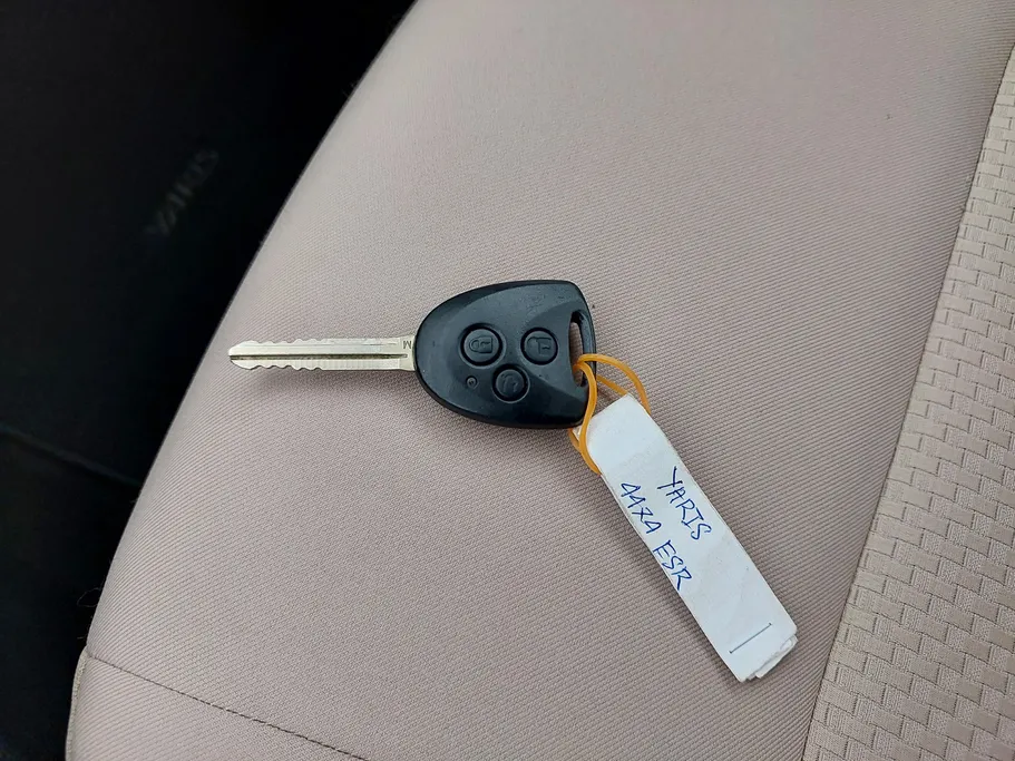 تويوتا يارس Y 2023 